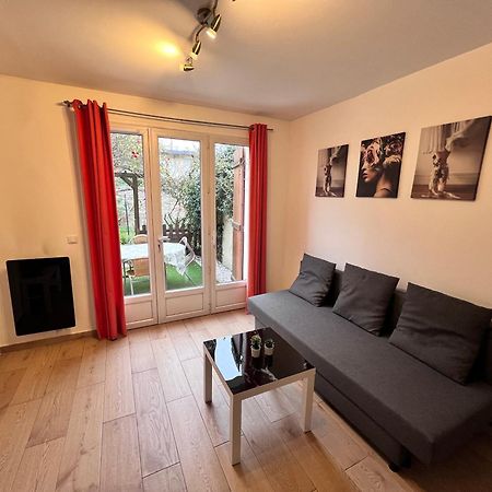 Ferienwohnung F2 Avec Terrasse Saint-Denis  Exterior foto